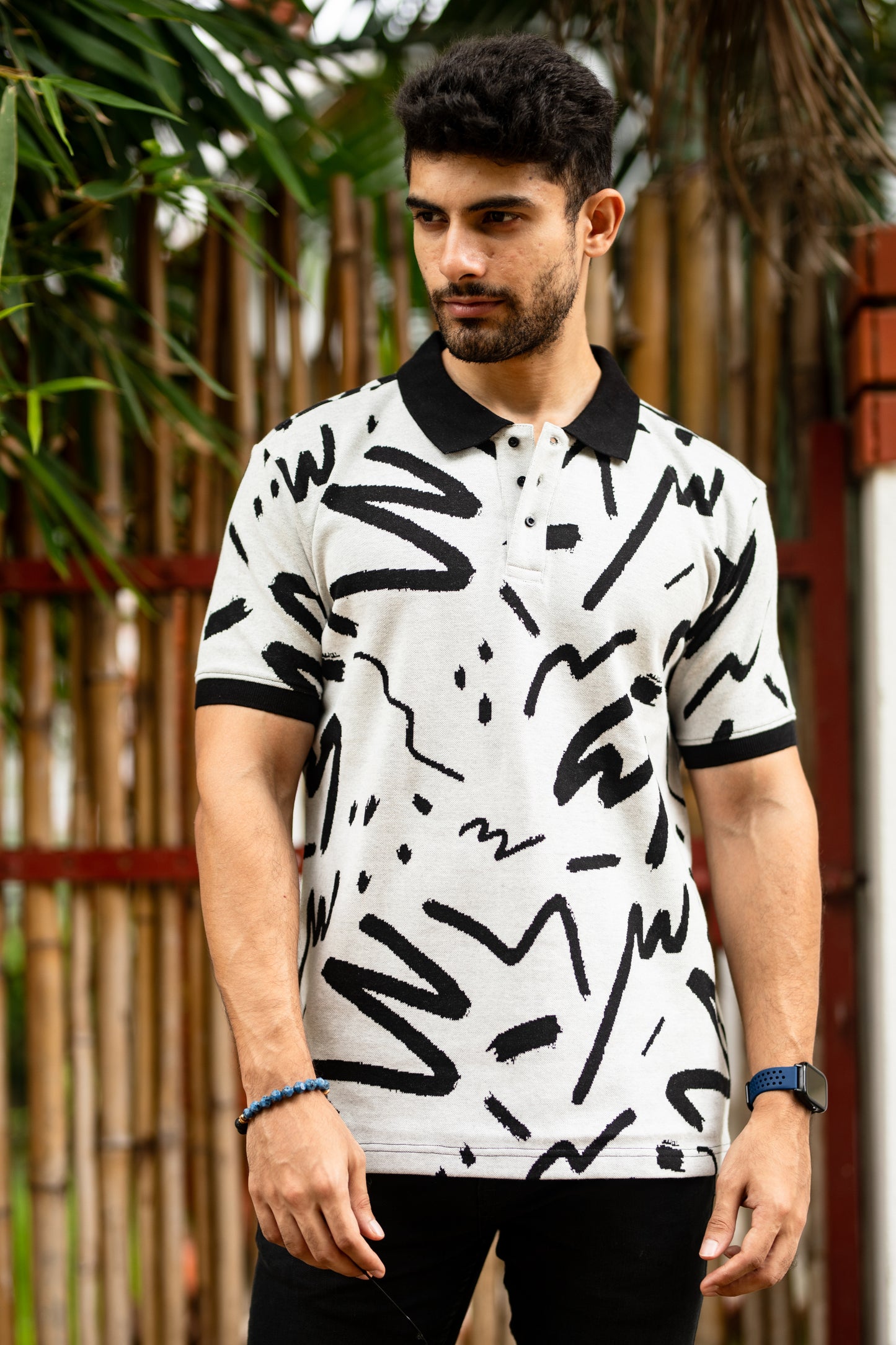 Job pattern polo shirt
