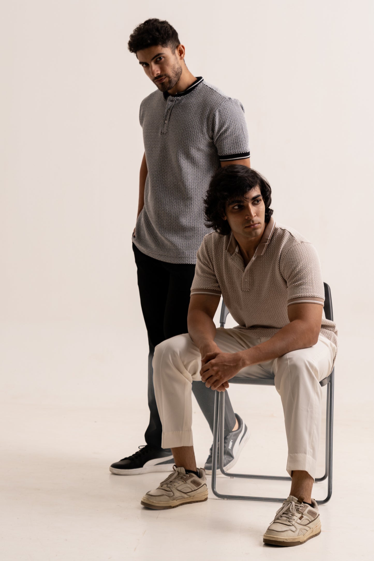 Micro two tone checkered board pattern polo neck half sleeve tshirt