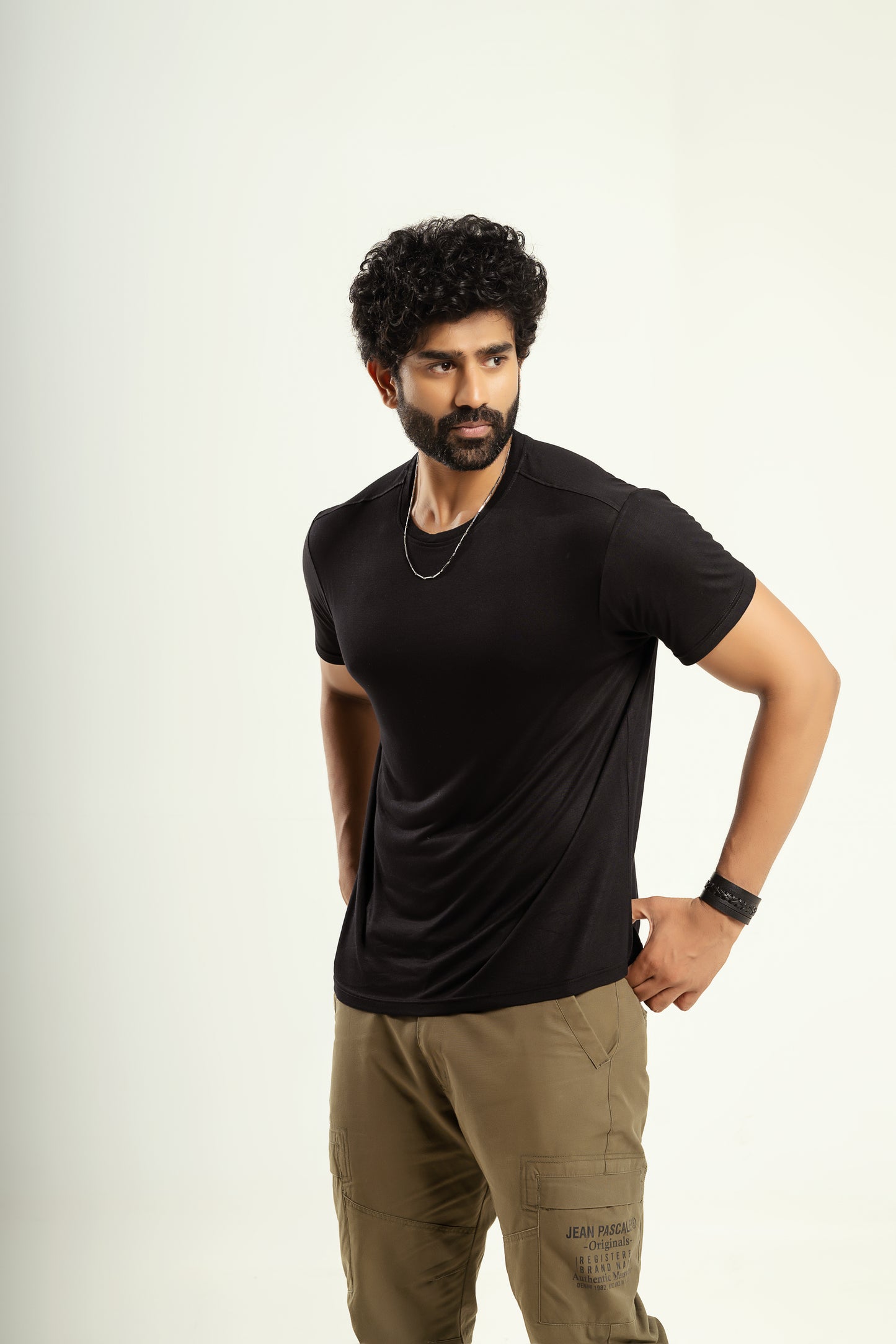 Banana fiber t-shirt in black
