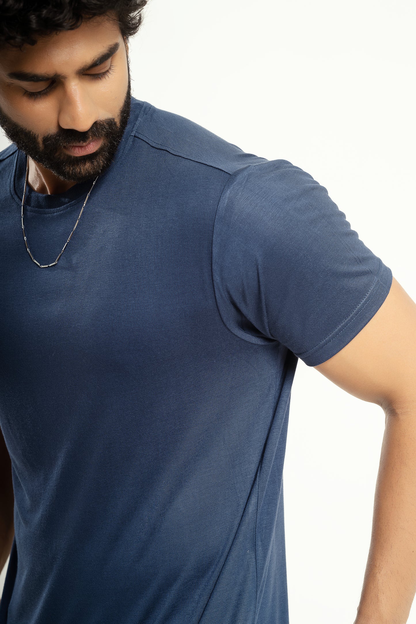 Banana fiber t-shirt in navy