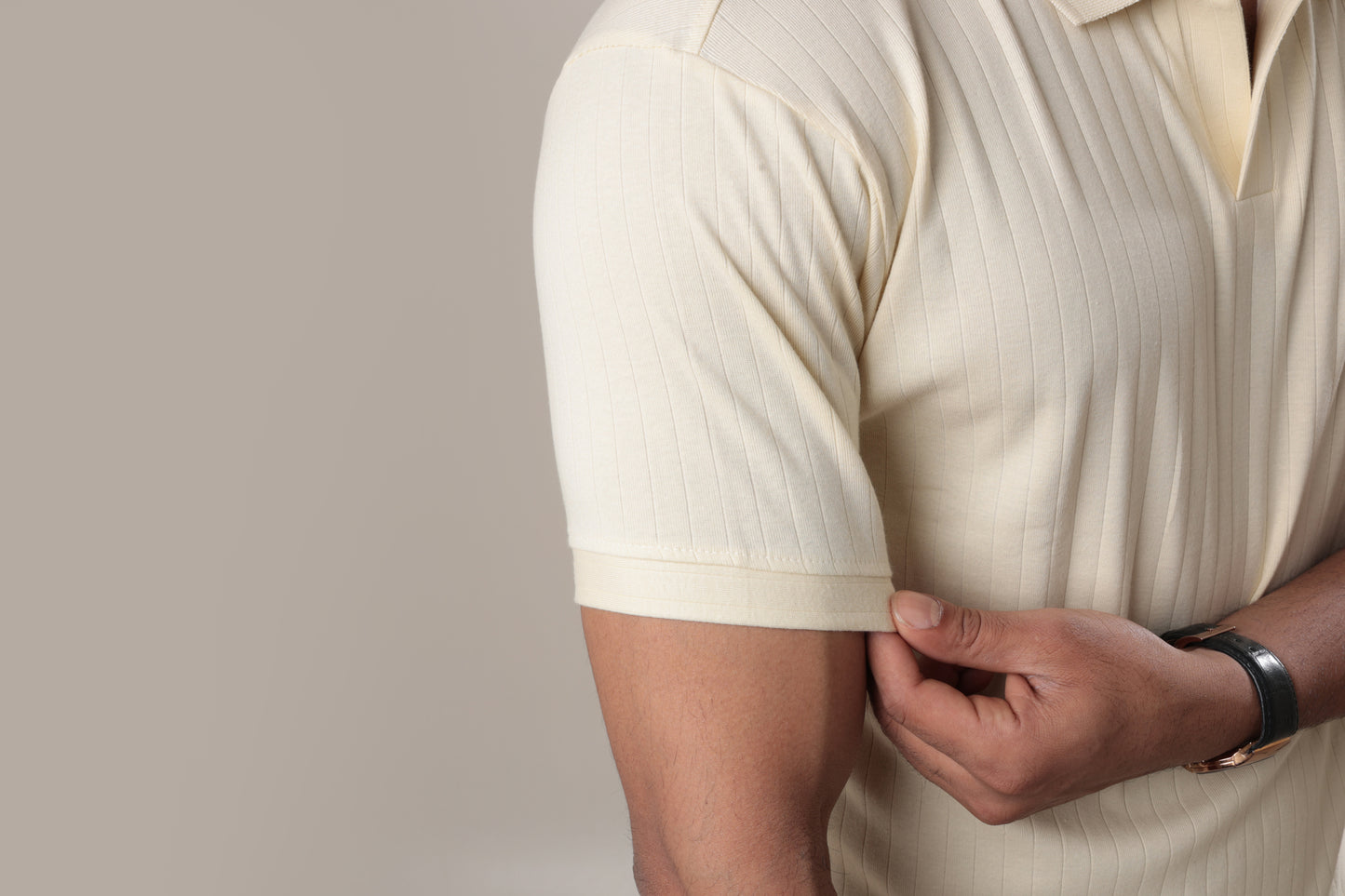 Ribbed textured polo Tshirt - light beige - half sleeve