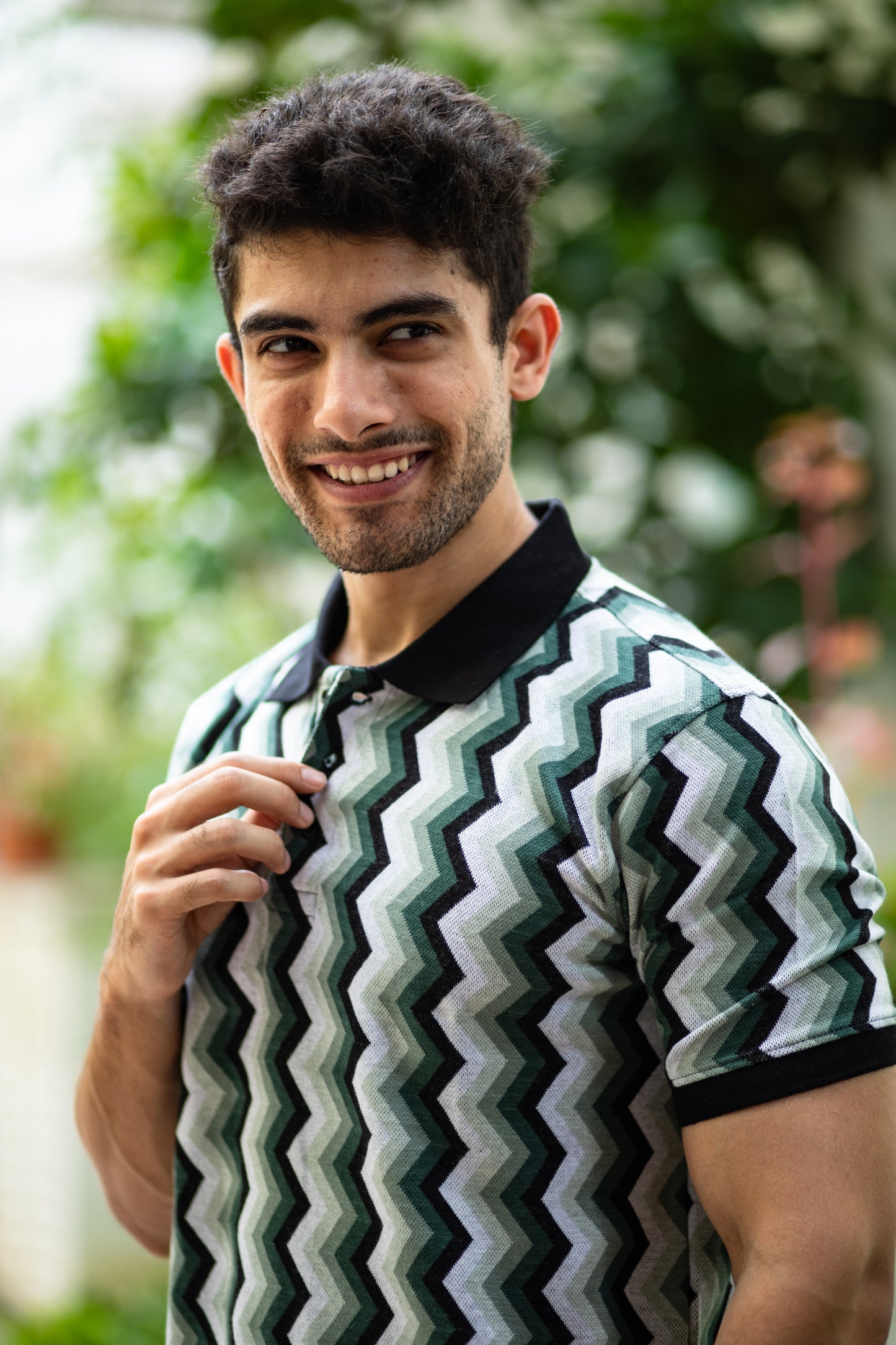 Chevron pattern polo t-shirt