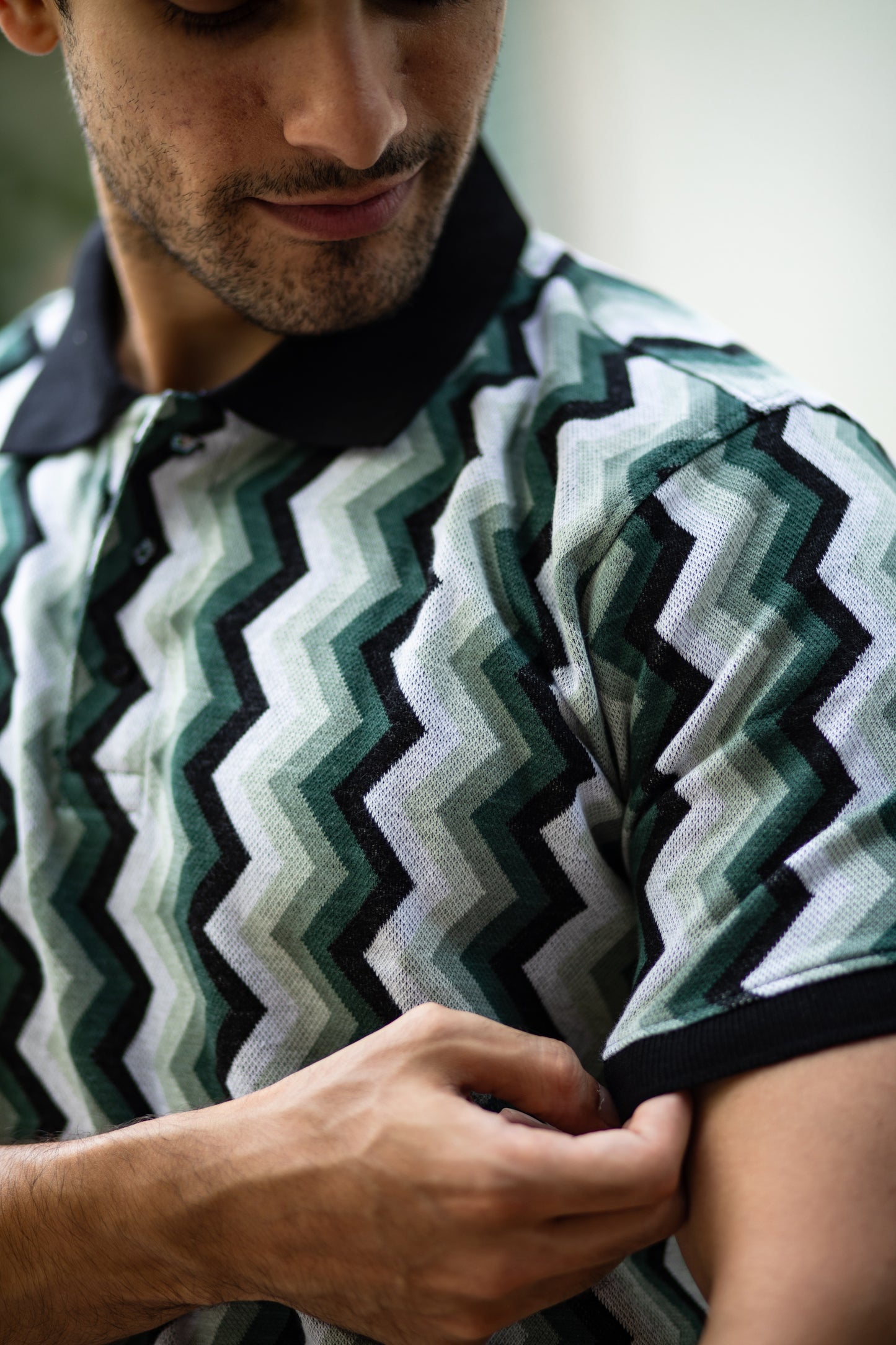 Chevron pattern polo t-shirt