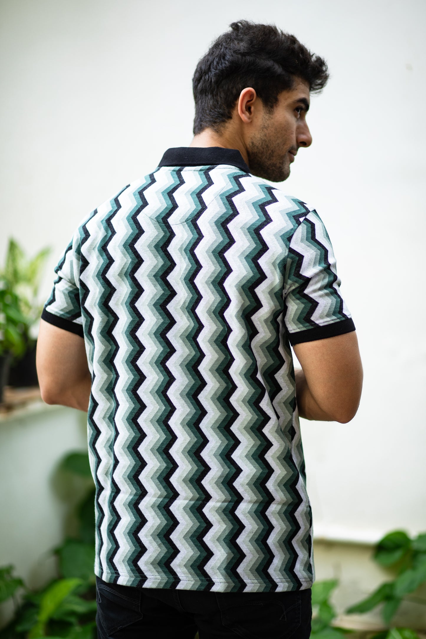 Chevron pattern polo t-shirt