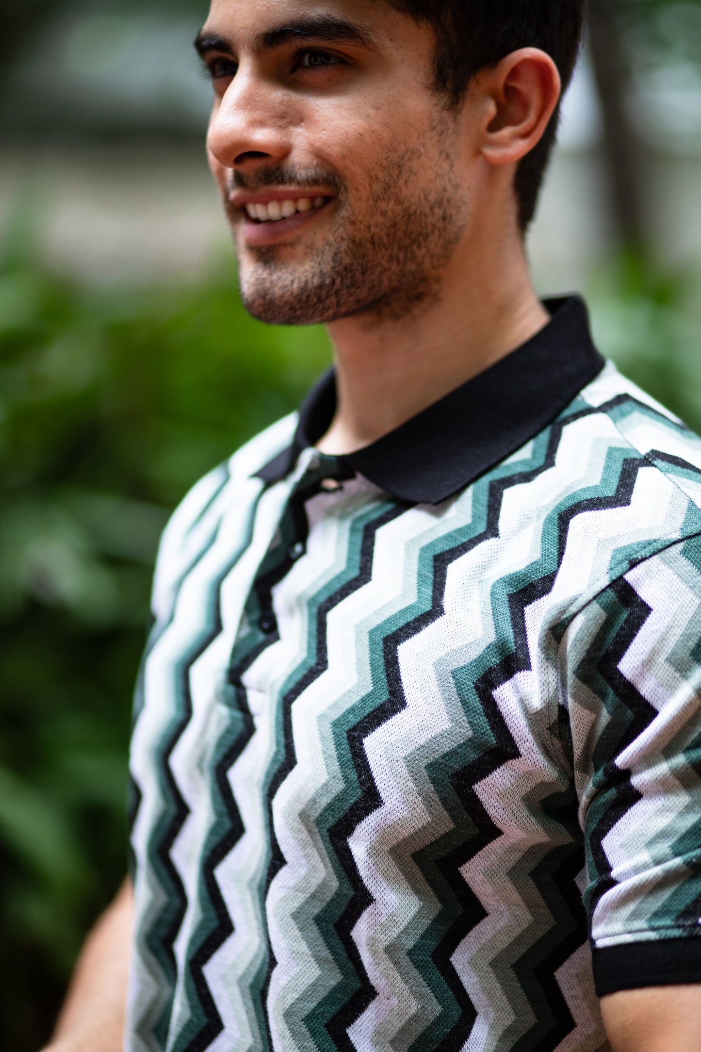 Chevron pattern polo t-shirt