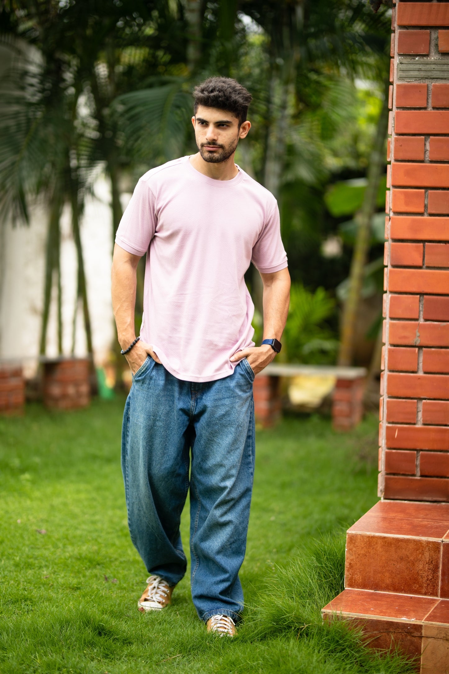 Pointelle muscle fit t-shirt with cuffs in peach