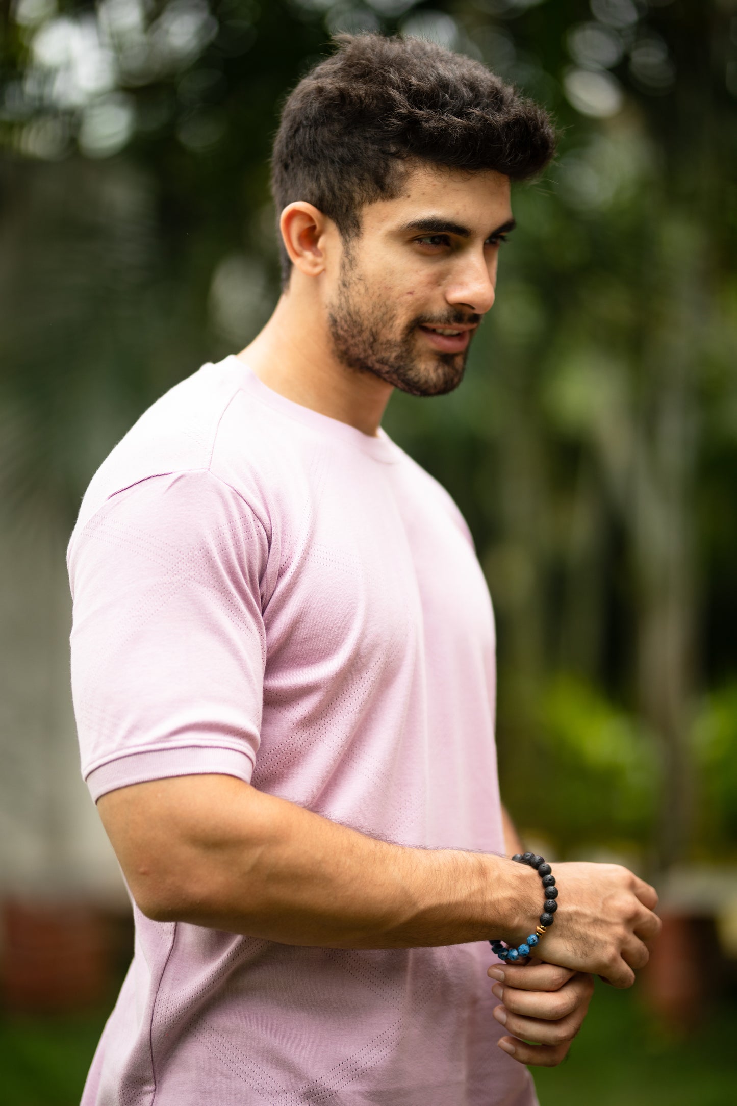 Pointelle muscle fit t-shirt with cuffs in peach