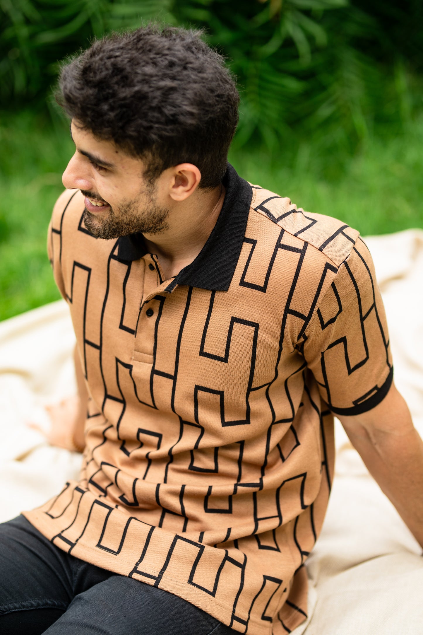 H-tile Pattern polo